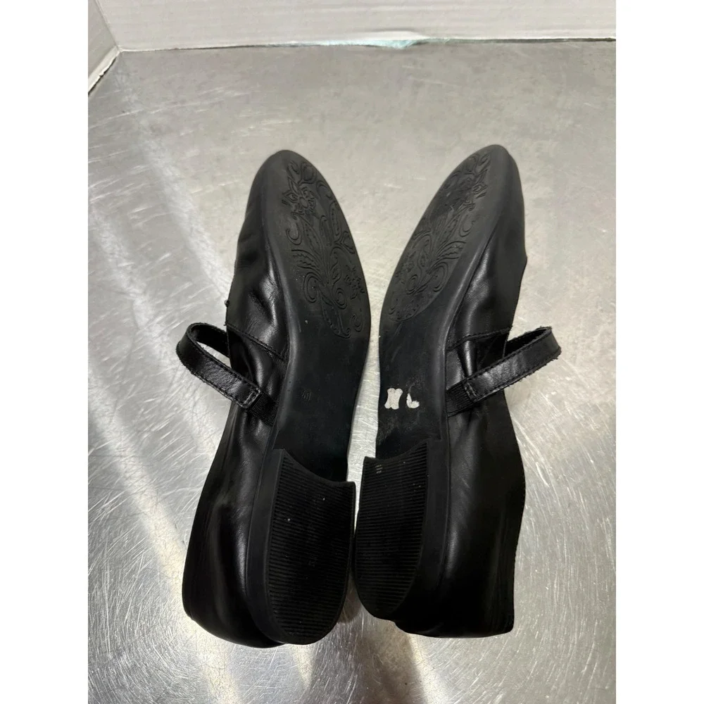 Genuine Leather Mary Jane Flats Black Made in Italy Round Toe Buckle Strap 9 US